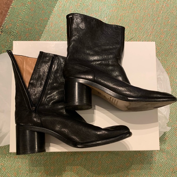 Maison Margiela - Tabi - Size 39.5 - Black Leather Ankle Boots - Picture 3 of 14